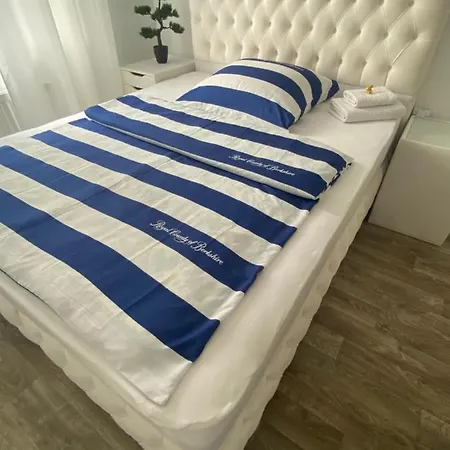 Apartment 3